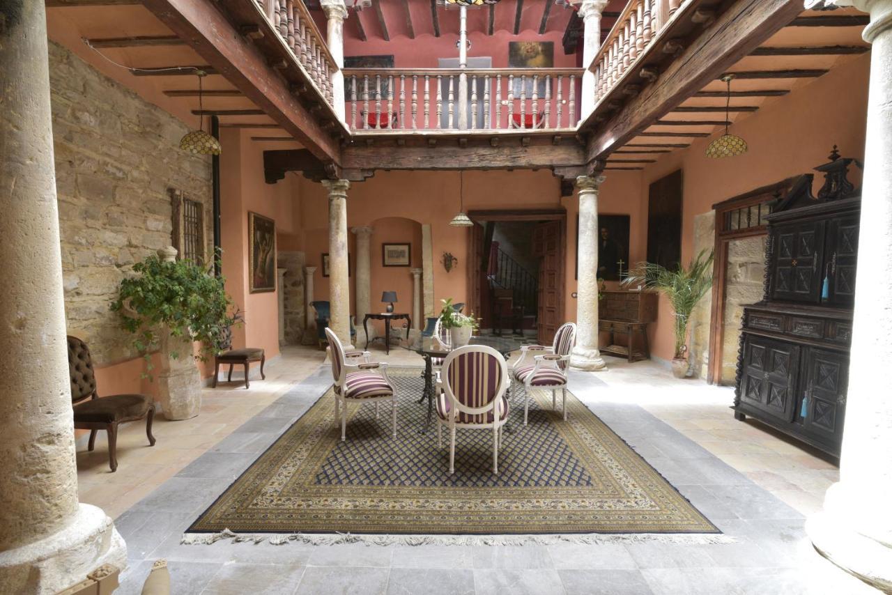 Casa Palacio El Caballero De Malta Убеда Экстерьер фото