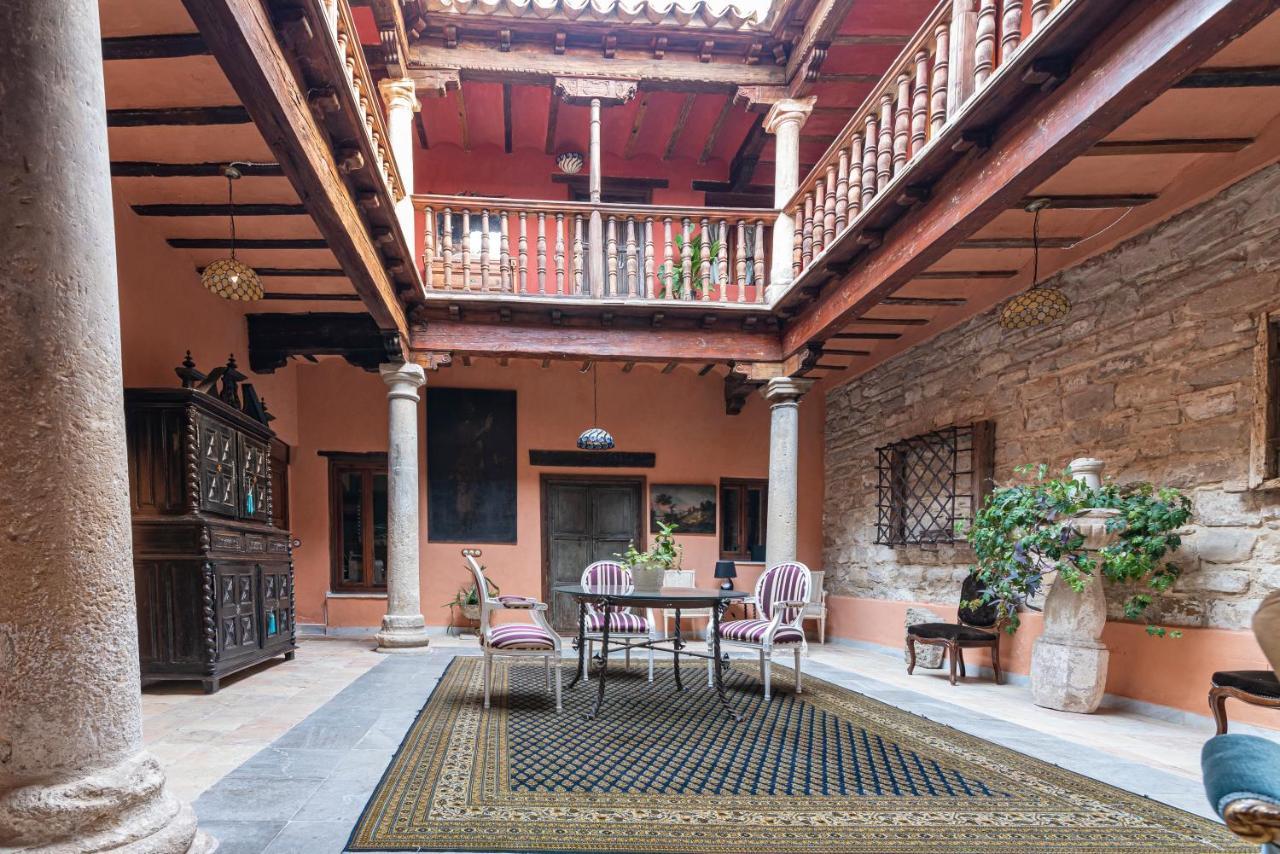 Casa Palacio El Caballero De Malta Убеда Экстерьер фото