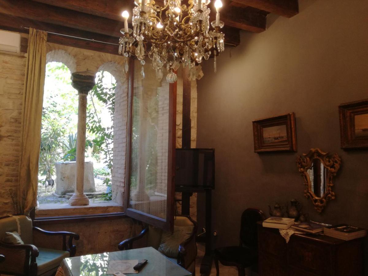 Casa Palacio El Caballero De Malta Убеда Экстерьер фото